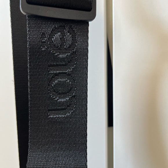 Lole Belt Bag - Picture 3 of 5